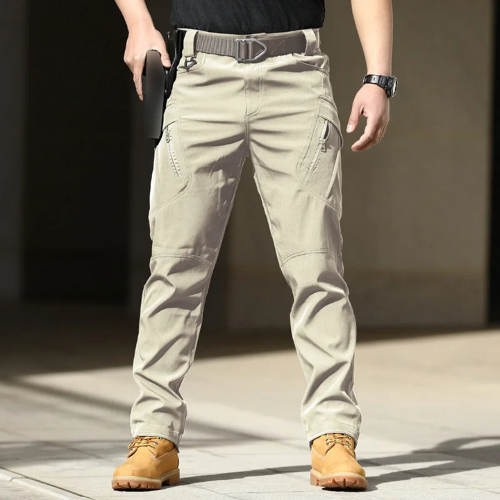 Pantalon cargo homme ultra confortable, tissu respirant, multipoches, idéal pour le quotidien actif.