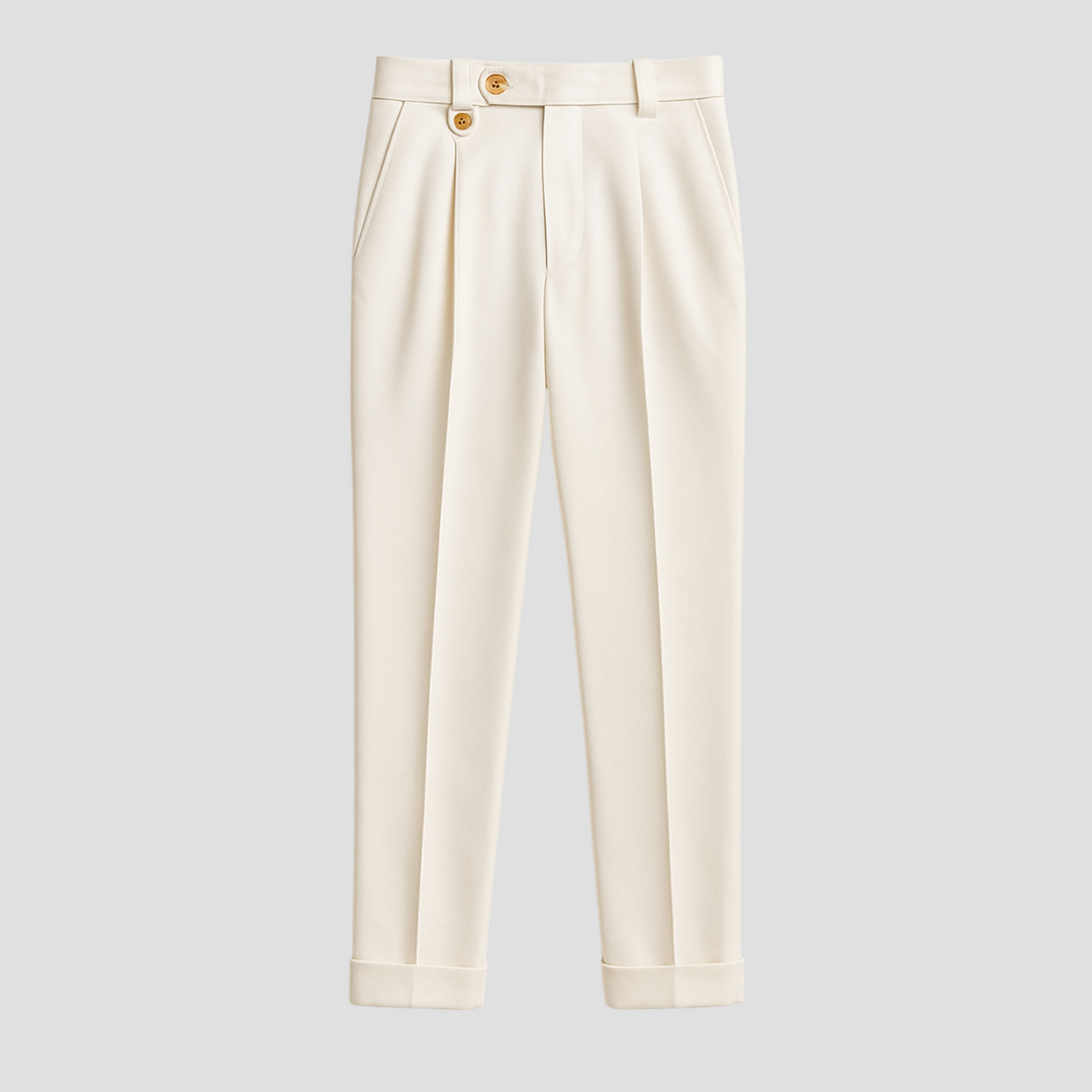 Pantalon chic blanc à pinces, coupe fluide, taille haute double bouton, tissu léger, idéal été, style sophistiqué et urbain.