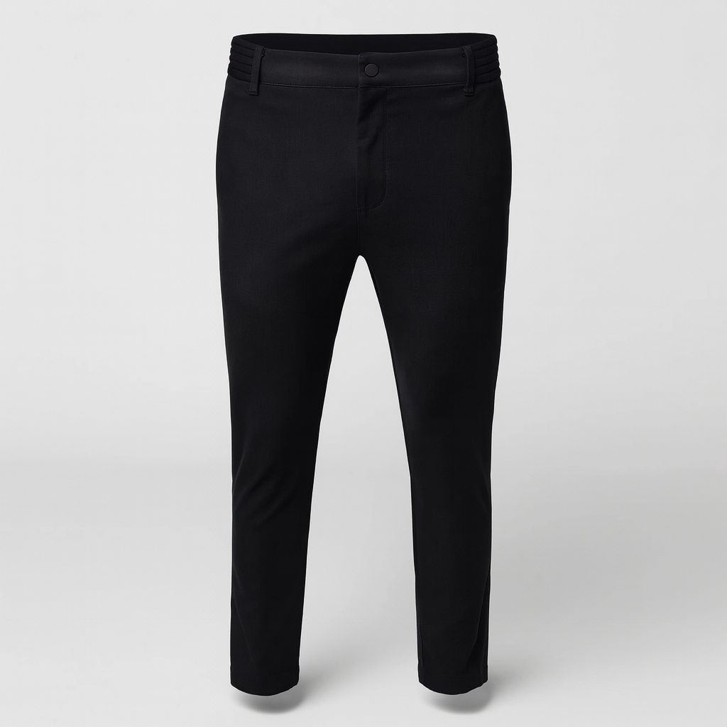 Zoom sur le tissu stretch d'un pantalon homme actif, respirant et confortable, idéal pour liberté de mouvement au quotidien.