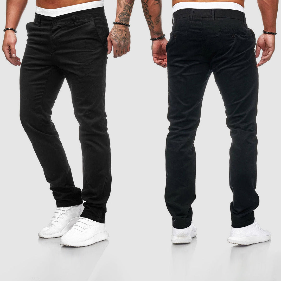 "Pantalon chino urbain homme, coupe ajustée, tissu doux, couleur khaki, style élégant et confortable."