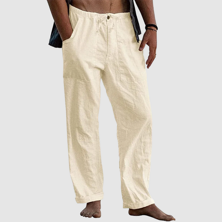 Texture du lin sur un pantalon homme décontracté, léger et respirant, avec cordon de serrage pour l'été.