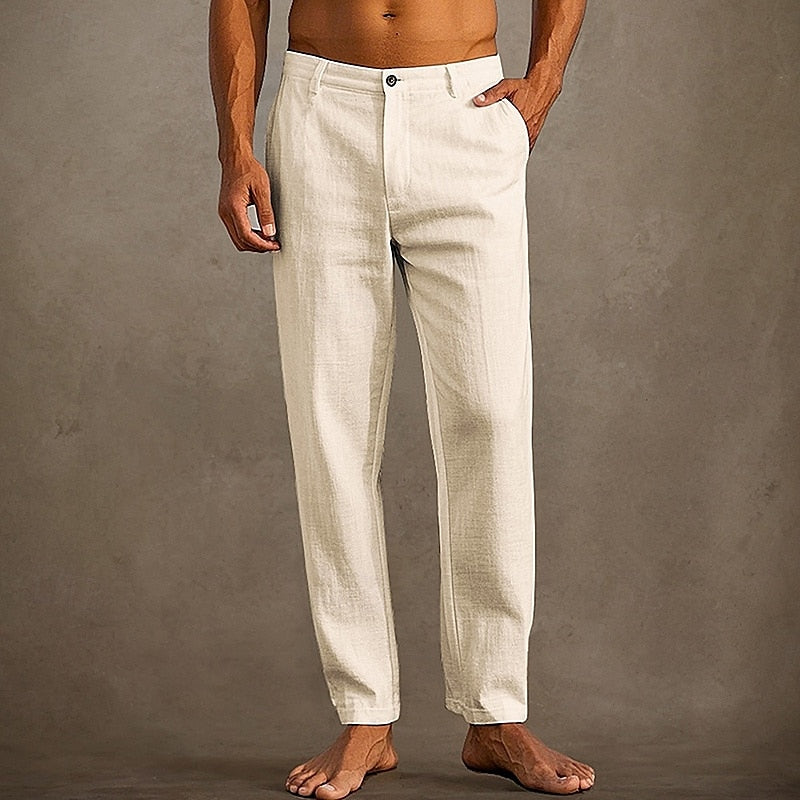"Pantalon en lin léger pour homme, coupe décontractée, couleur estivale, idéal pour temps chaud."