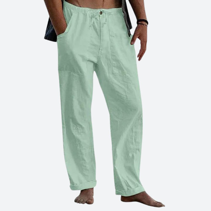 Pantalon en lin léger pour homme, coupe droite élégante, idéal pour l'été. Confort respirant et style classique.