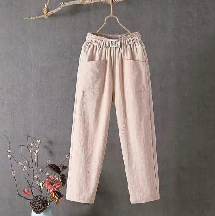 Pantalon femme fluide et décontracté en coton/lin, idéal pour un confort tout au long de la journée.
