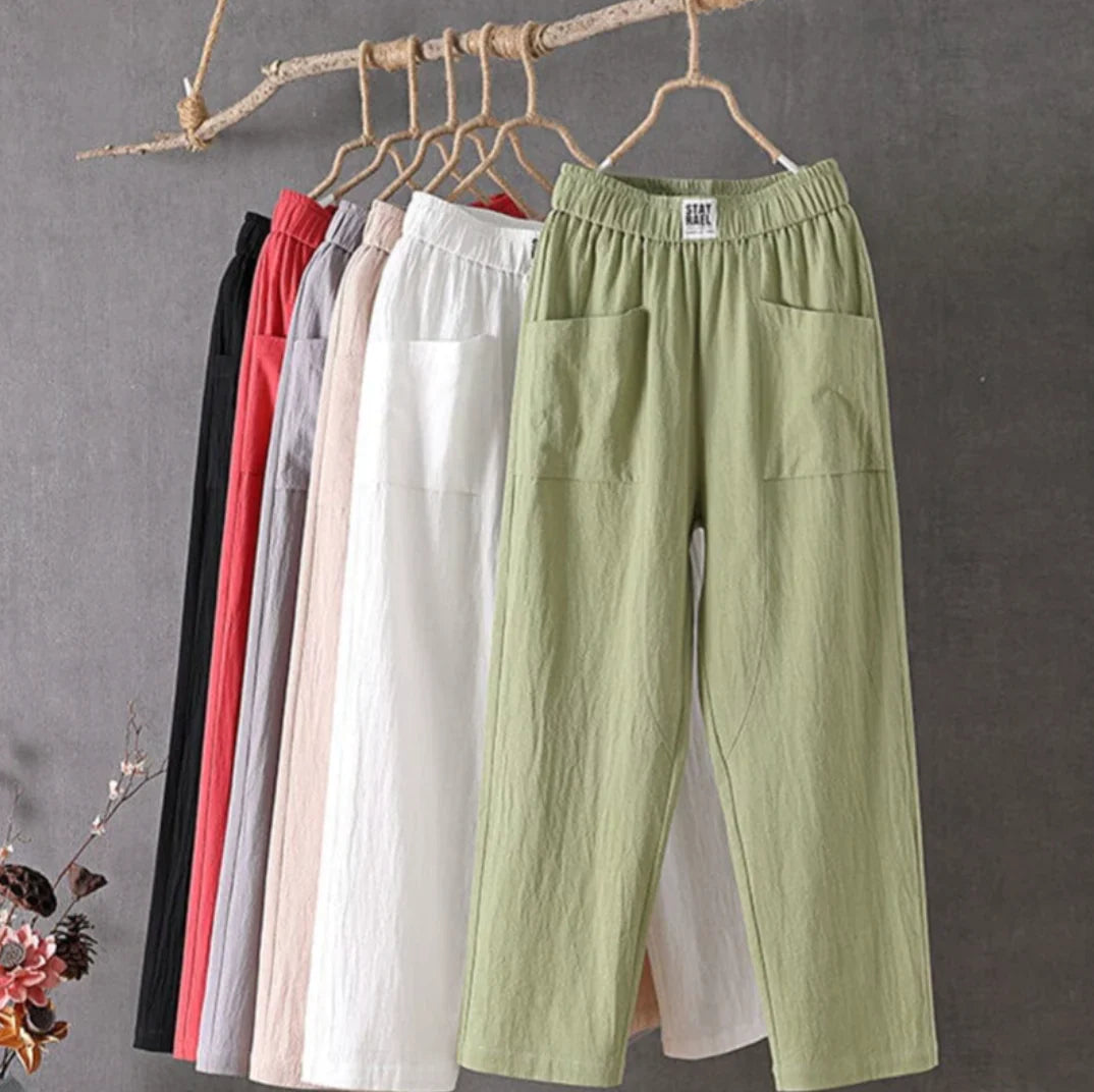 Pantalon femme minimaliste en coton et lin, coupe décontractée, adapté printemps, été et automne.