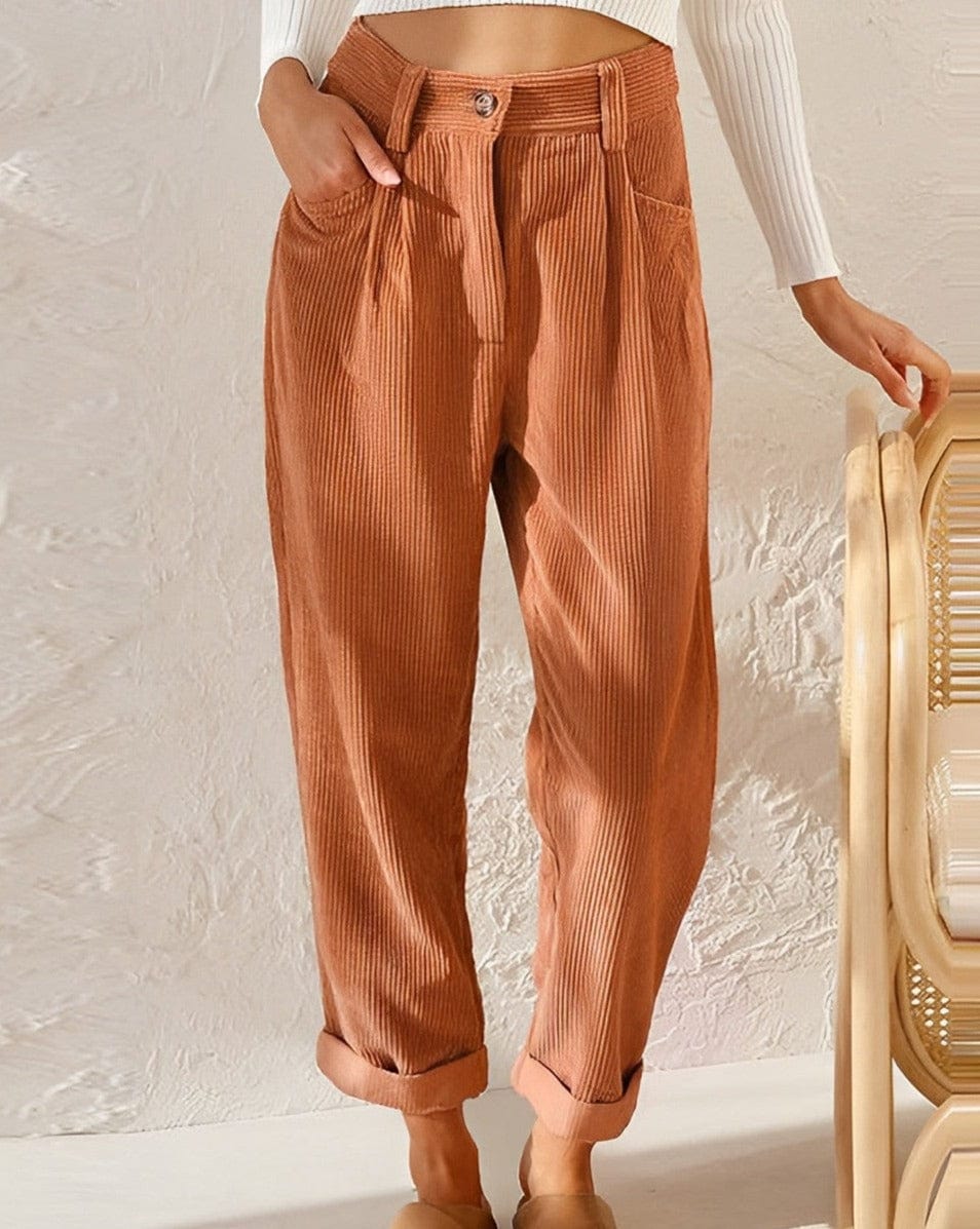 Pantalon femme chic pour un confort quotidien optimal. Style intemporel et élégant, parfait pour la mode.