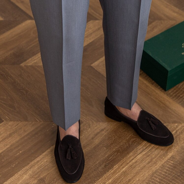 Pantalon Gurkha homme, coupe droite, taille haute, style rétro élégant.