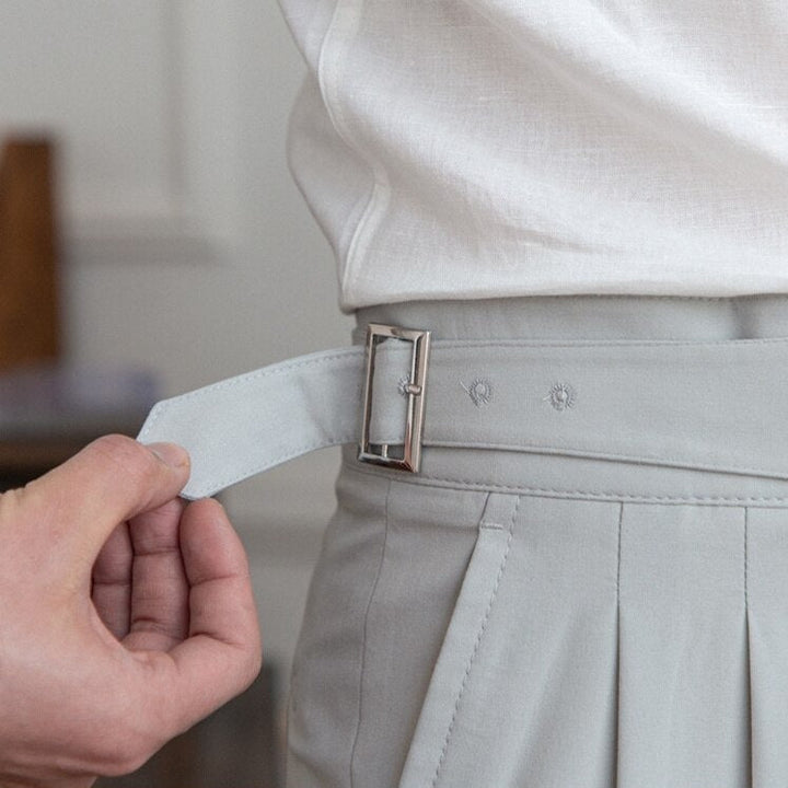 Pantalon Alboin ajusté pour homme, confortable, idéal pour mode masculine moderne, avec boucle.