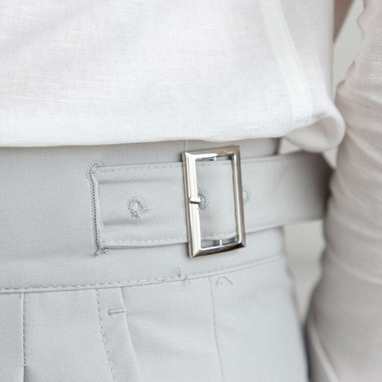 Pantalon habillé polyvalent Alboin, homme, chic, avec boucle unique, parfait pour toute occasion.