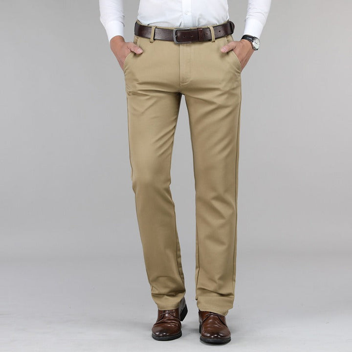 Pantalon habillé homme coupe droite élégant, idéal pour affaires, look professionnel ou cérémonie.