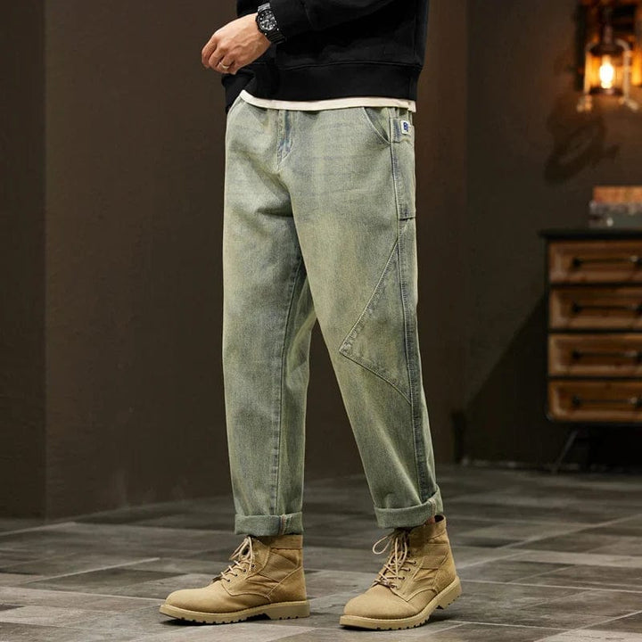 Pantalon homme rétro confortable pour un style quotidien polyvalent, bleu délavé.