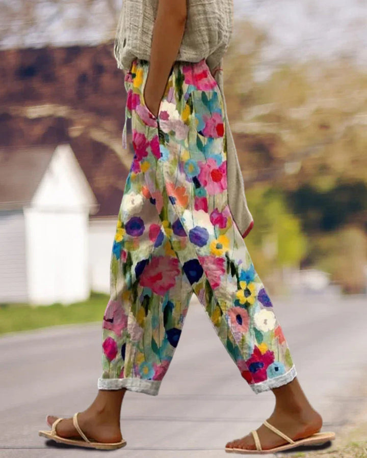 Pantalon jogging femme, coupe moderne, couleurs vibrantes, confort optimal.