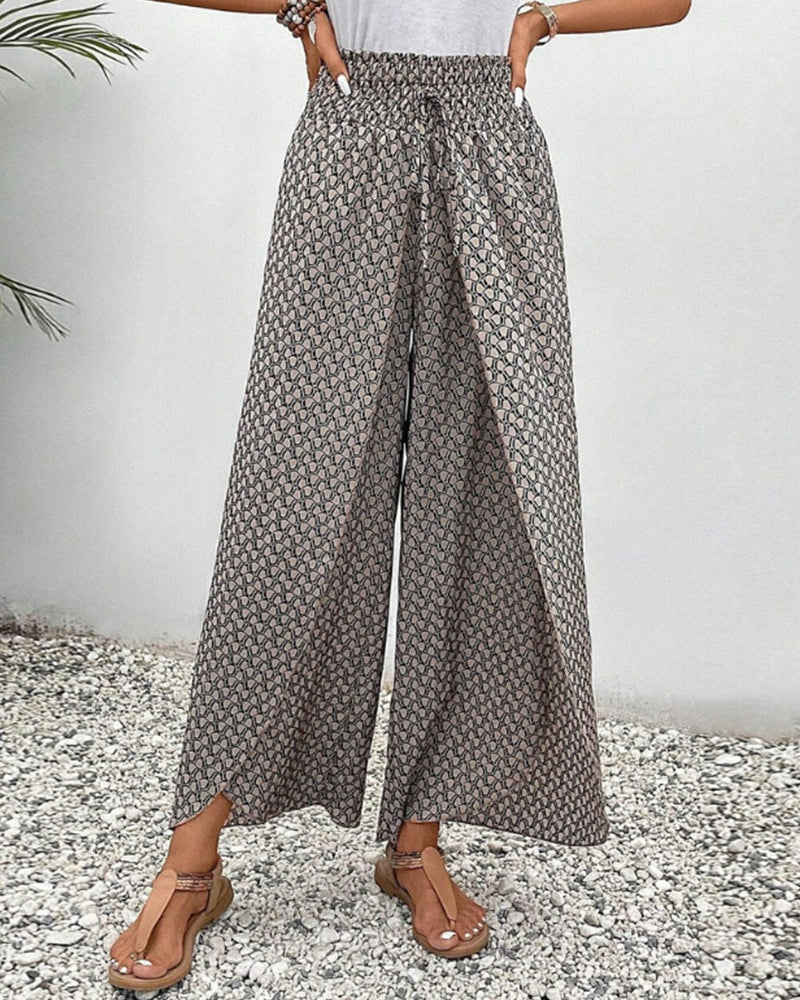 Pantalon large confortable femme, idéal pour une tenue quotidienne tendance.