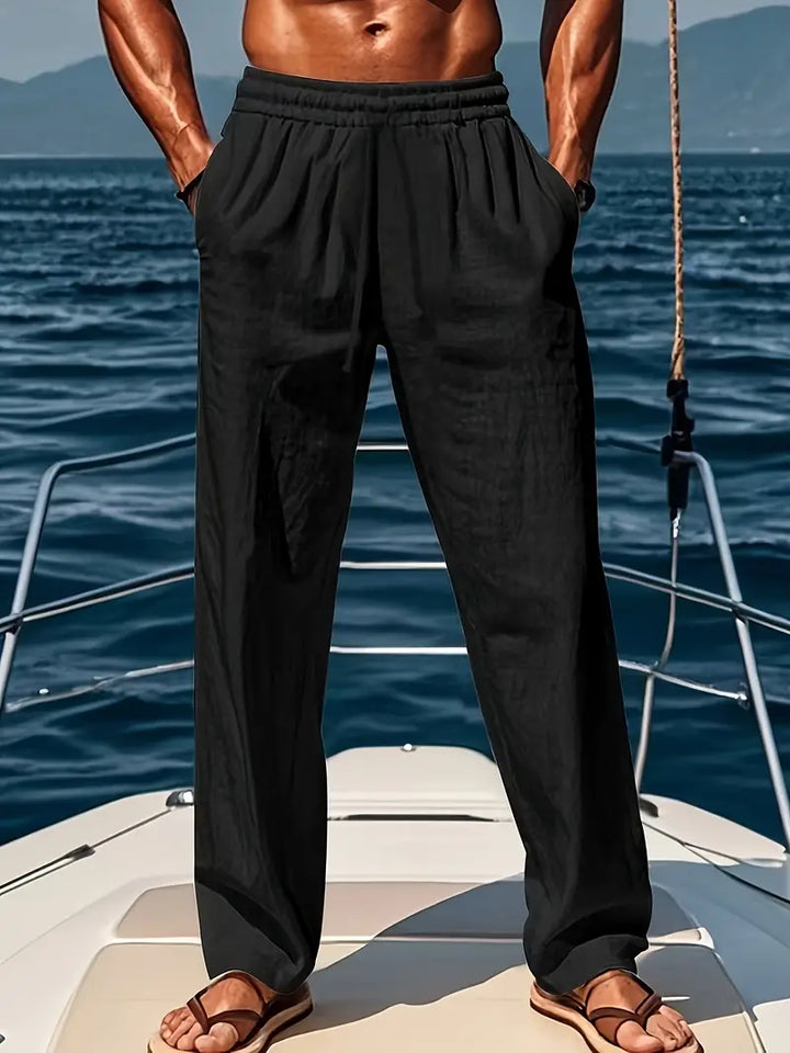 Pantalon en lin pour homme, coupe large confortable et élégante, parfait pour les chaudes journées d'été.
