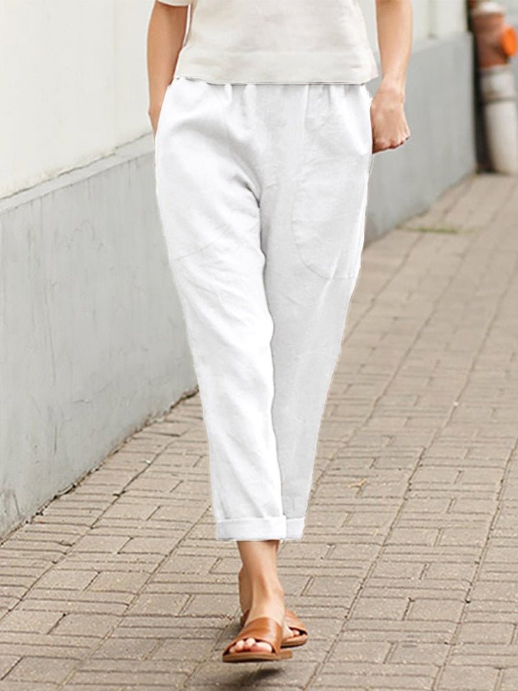 Confortable pantalon large évasé femme, tendance mode pour un look décontracté ou habillé.