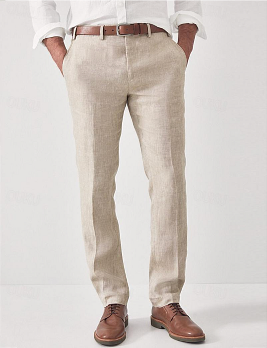 Pantalon lin homme, coupe élégante et décontractée.  Tissu léger et respirant, idéal pour l'été.