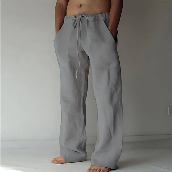 Pantalon lin homme été, coupe chic et respirante.  Parfait pour les journées chaudes.