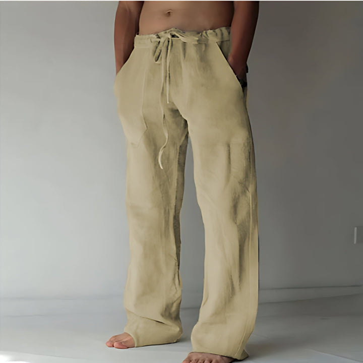 Pantalon lin homme été, coupe chic et respirante.  Parfait pour les journées chaudes.