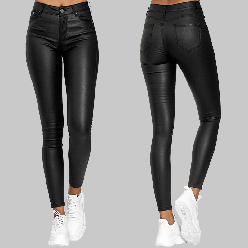 Pantalon slim en cuir femme, taille haute, stretch. Coupe élégante et confortable.