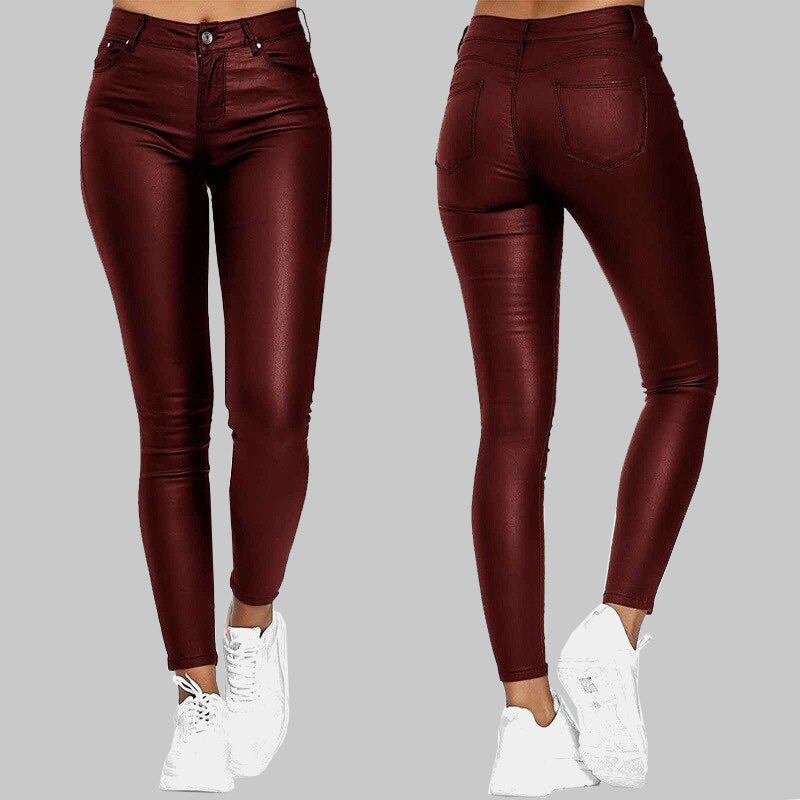 Pantalon slim en cuir femme, taille haute, stretch. Coupe élégante et confortable.