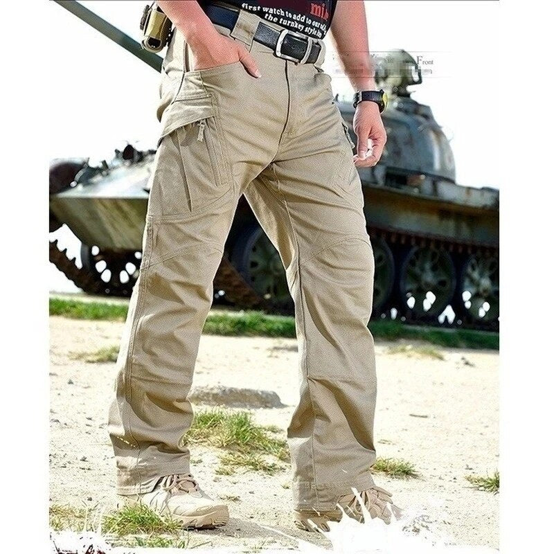 Pantalon tactique cargo homme, style moderne, stretch, robuste et imperméable, parfait pour mode et sport.