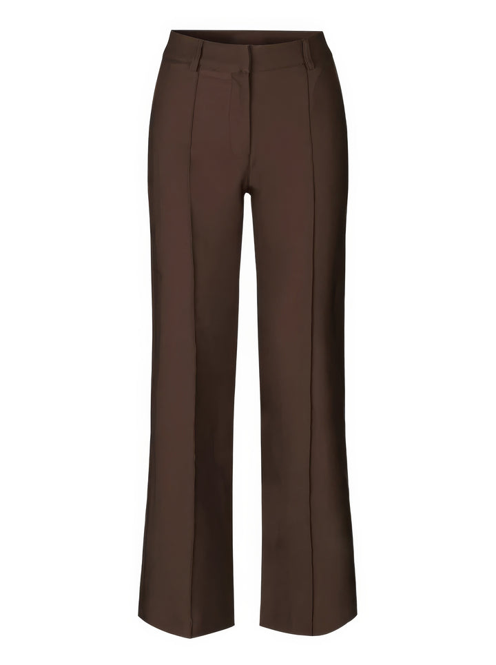 Tissu fluide du pantalon femme, taille haute et jambe droite. Vêtement confortable, chic et parfait pour l'été.