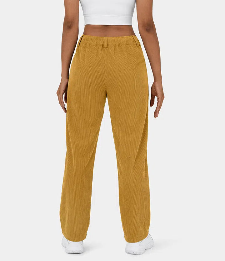 Pantalon velours côtelé femme, coupe flatteuse, taille mi-haute, style chic et confortable.