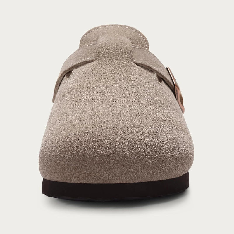 Chaussons fourrés Boston en daim pour femme, style décontracté et chaleur garantie.