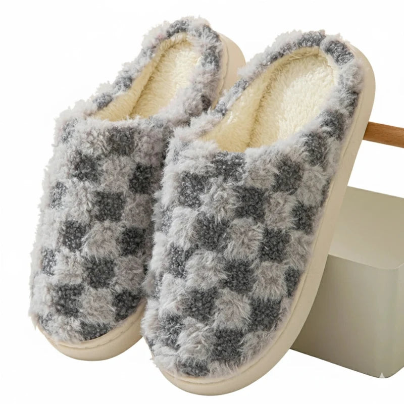 Pantoufles unisexe en coton, chaudes et douces. Antidérapantes pour une sécurité hivernale à la maison.