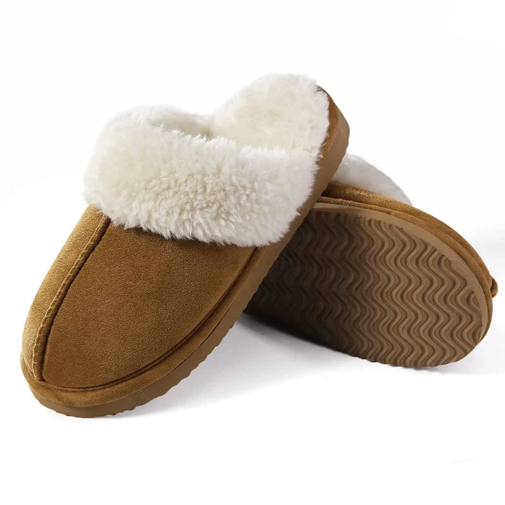 Confort optimal avec ces pantoufles d'hiver unisexe en suédine et fourrure, très moelleuses.