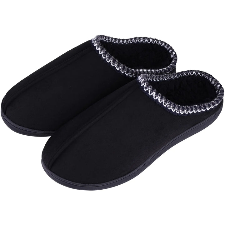 Pantoufles de maison de luxe en fourrure, chaudes, confortables et antidérapantes pour femmes et hommes. Idéales.