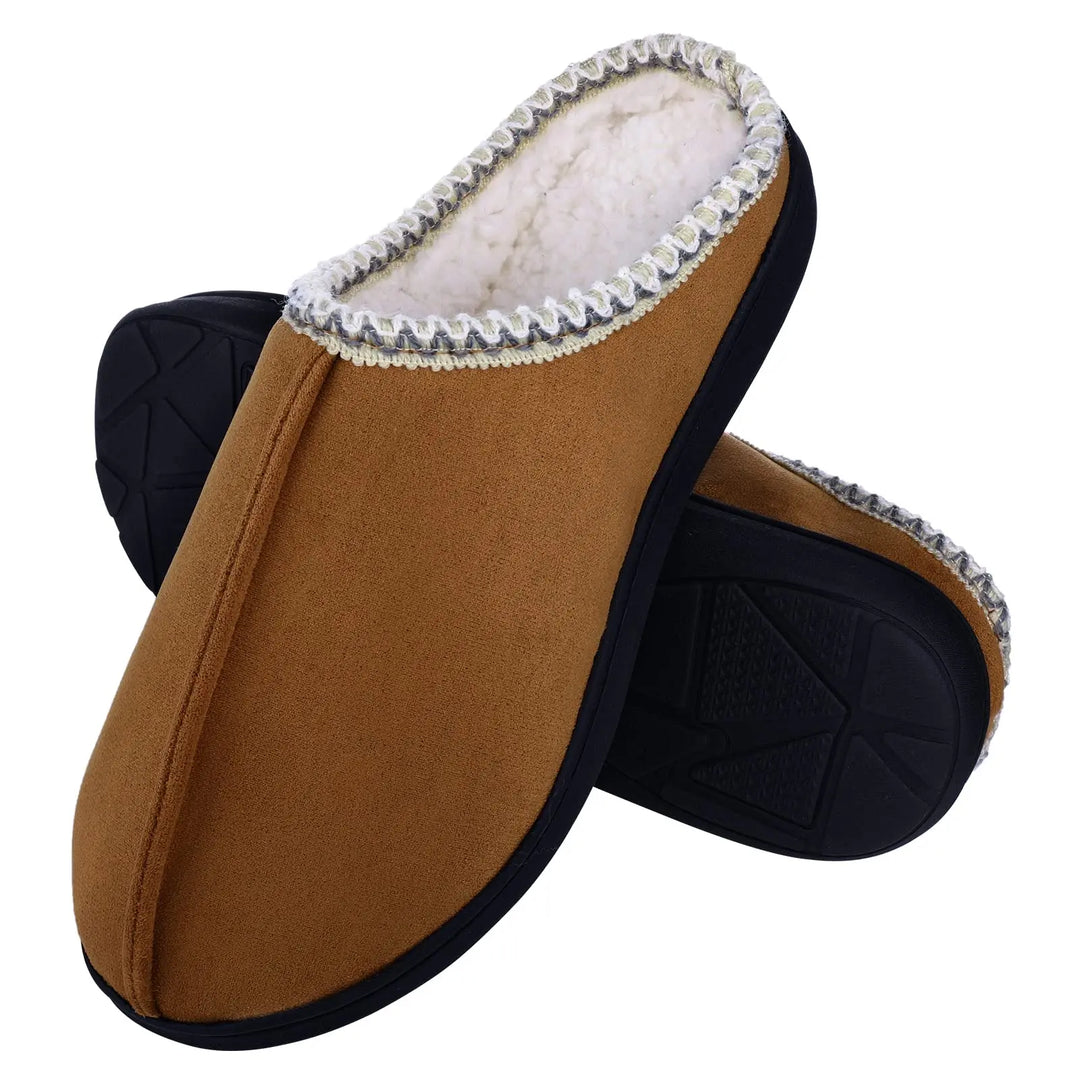 Élégantes pantoufles en fourrure pour femme et homme, offrant chaleur et confort à la maison. Idéales pour se détendre.