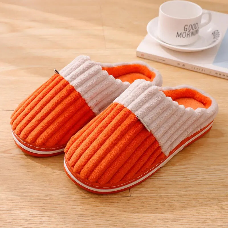 Chaussons Feslishoet jaunes, moelleux et très chauds, parfaits pour garder les pieds confortables tout l'hiver.