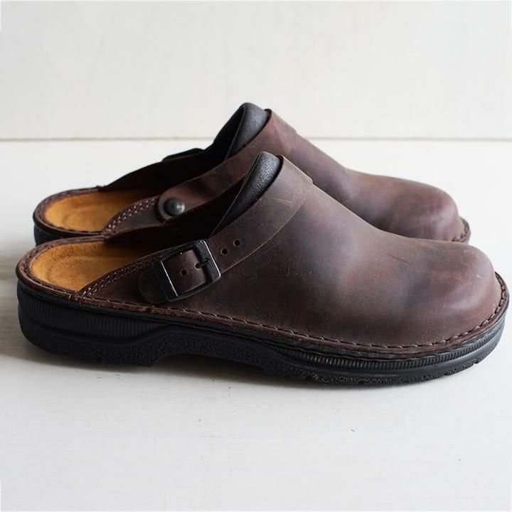 Pantoufles homme en cuir, orthopédiques. Confort et soutien optimal.