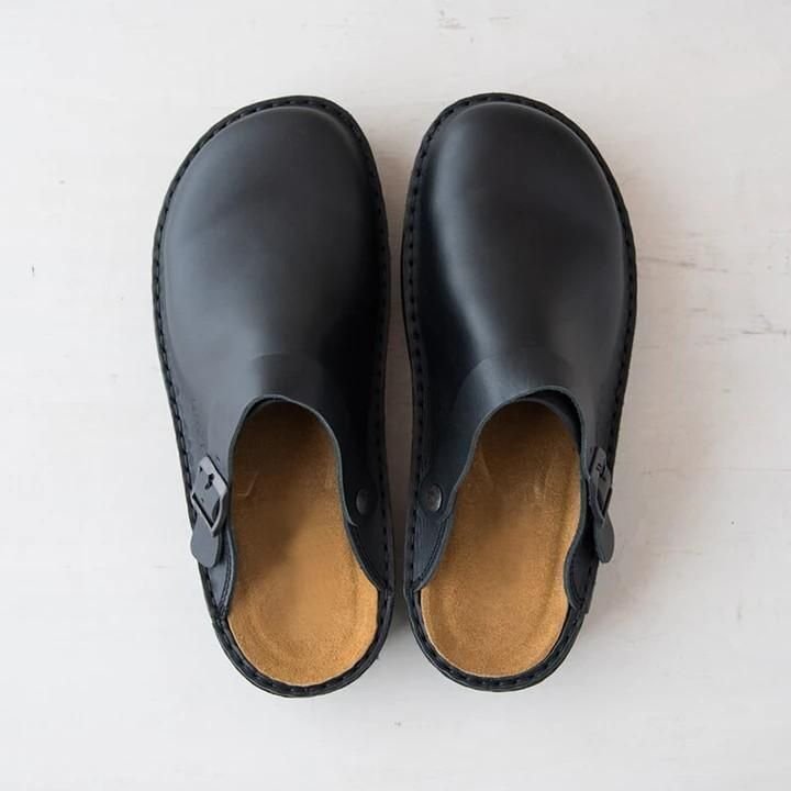 Pantoufles homme en cuir, orthopédiques. Confort et soutien optimal.