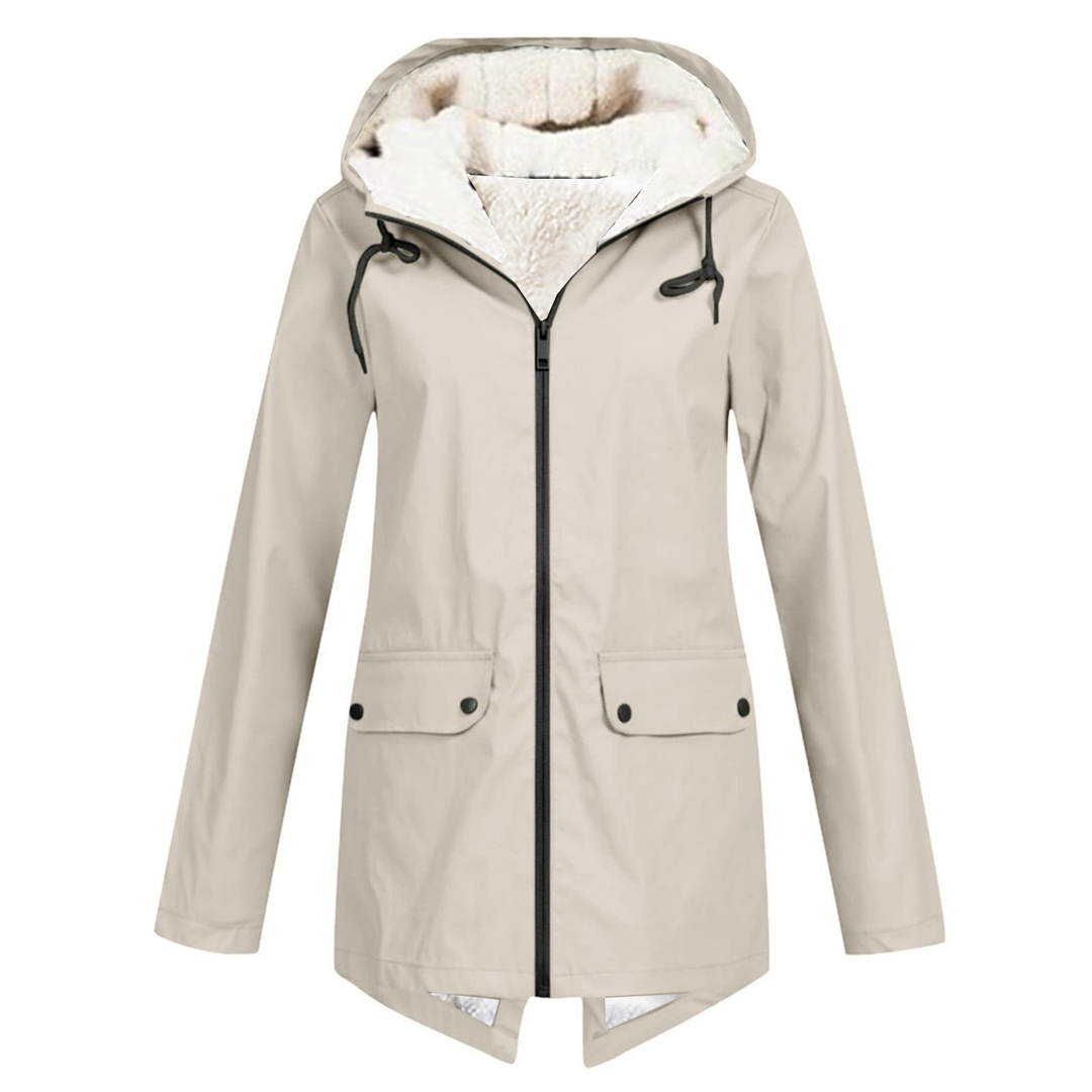 Tenue hivernale femme: parka longue, chaude et élégante, un incontournable pour le confort et le style.