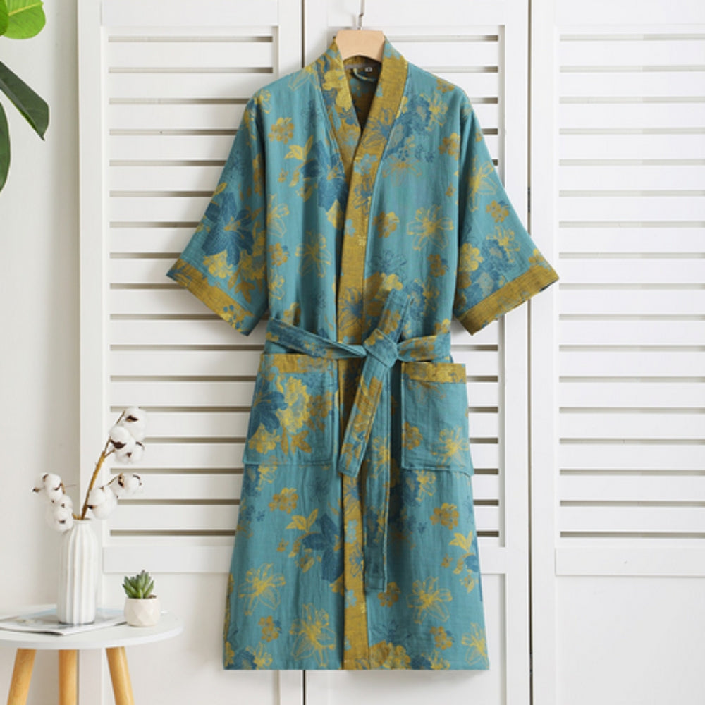 Kimono peignoir femme en coton, élégant et intemporel, pour un confort chic à la maison.