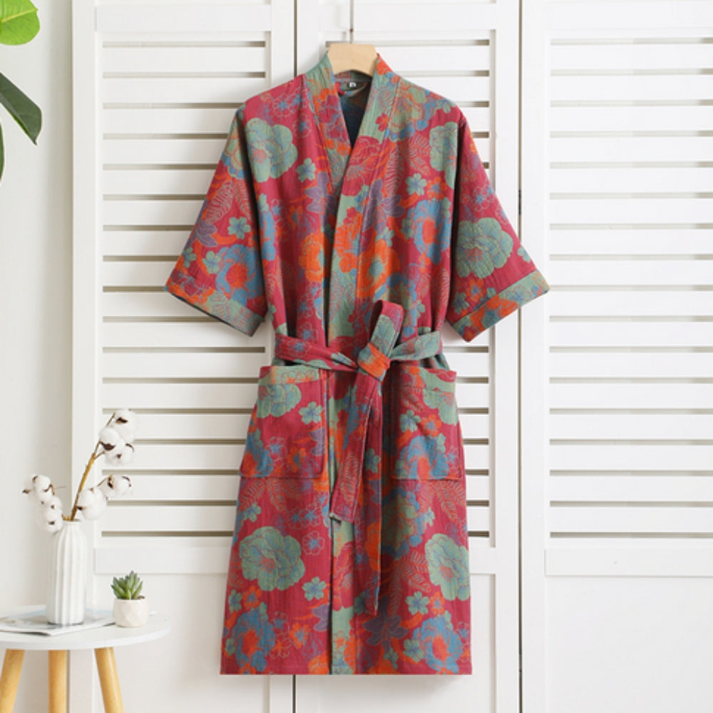 Vêtement d'intérieur femme: peignoir en coton confortable et doux, parfait pour la détente et le bien-être.