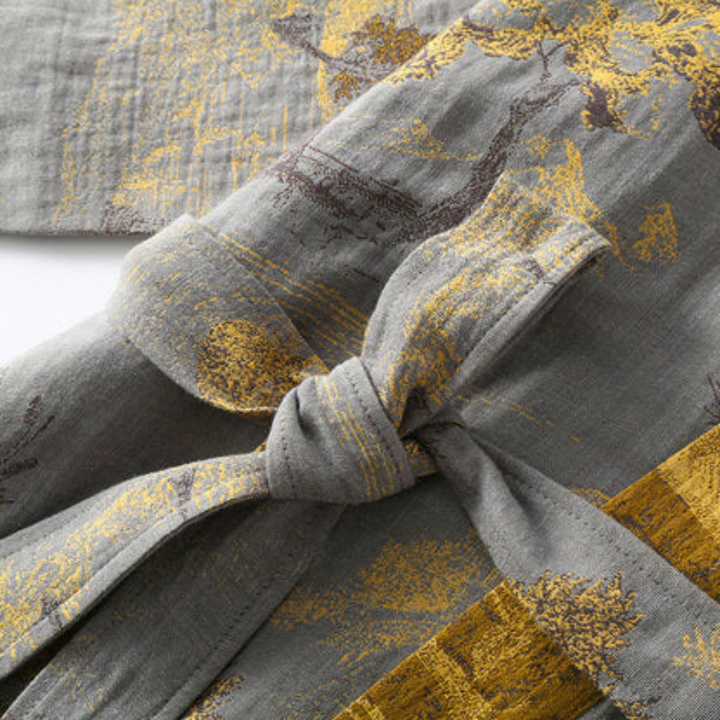 Coton doux et respirant: peignoir kimono unisexe offrant confort et luxe pour la relaxation.