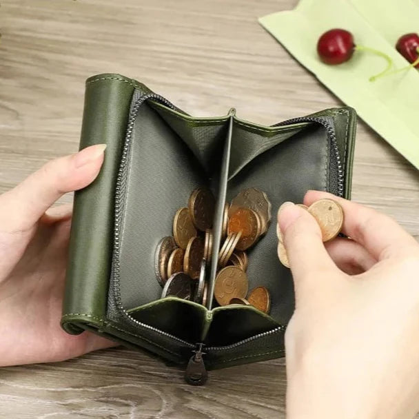 Organisateur de cartes en cuir véritable pour femme, modèle ultra compact, parfait pour sacs mini.