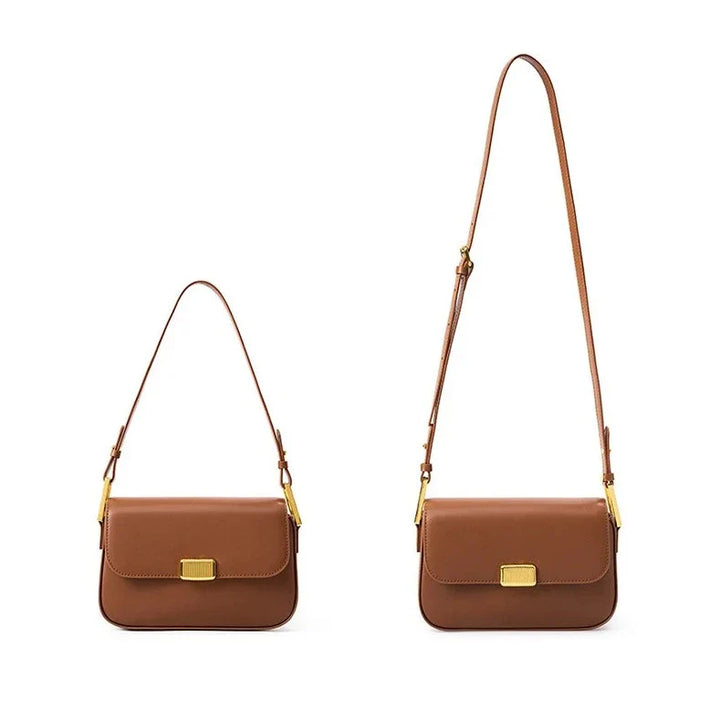Accessoire femme : sac à main de luxe petit format en cuir fendu, finition impeccable
