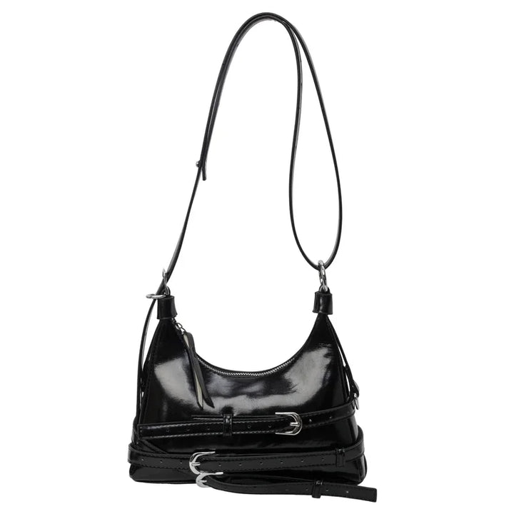 Élégant petit sac à main femme noir, en similicuir, style rock chic, un accessoire mode indispensable.