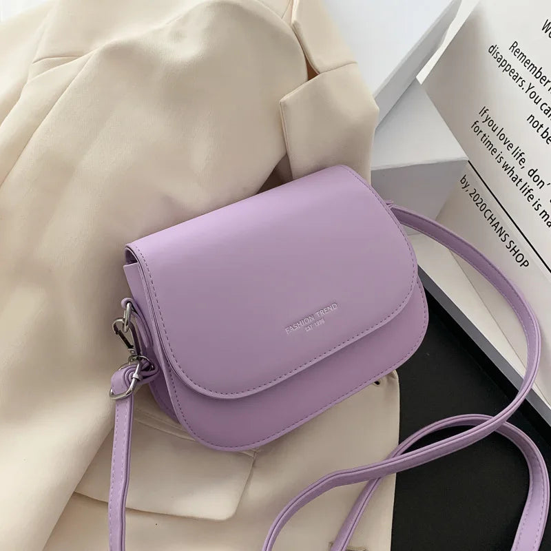 Petit sac à main en similicuir, parfait pour ado, sac fille tendance et cadeau idéal.