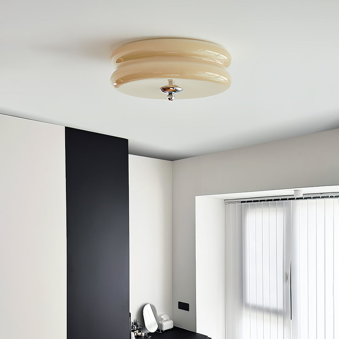 "Plafonnier Art Déco Vintage élégant avec design géométrique, en fer et verre, pour un éclairage chic et luxueux."