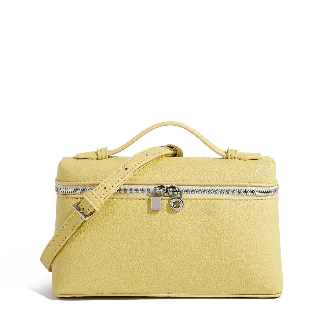 Pochette bandoulière femme chic en similicuir, élégante et compacte, un accessoire mode essentiel.