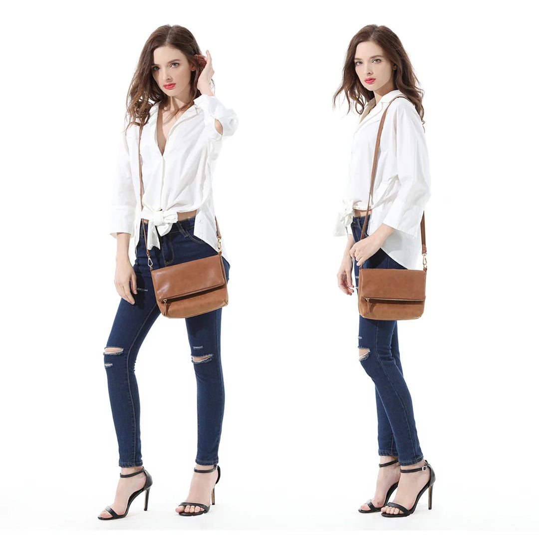 Pochette bandoulière femme, similicuir souple. Un accessoire mode indispensable pour toute occasion.