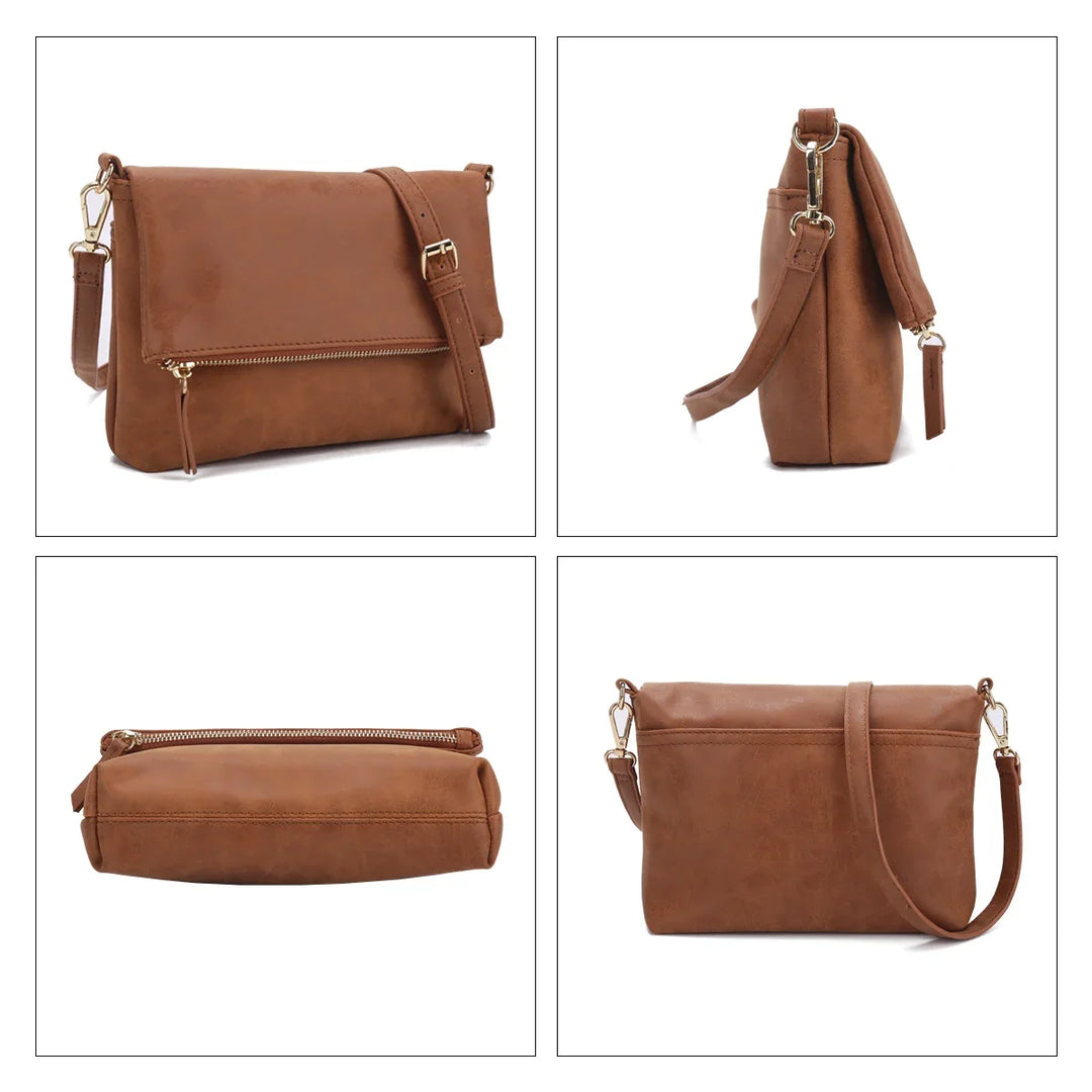 Sac bandoulière femme, format pochette, couleur unie. Un accessoire élégant et polyvalent.