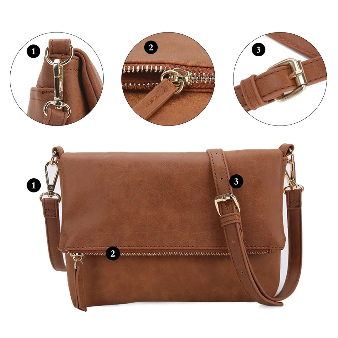 Pochette femme élégante en similicuir, bandoulière fine. Idéale pour vos soirées ou le jour.