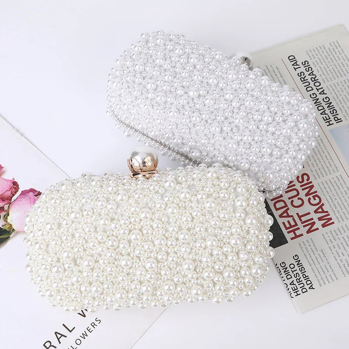 Pochette de cérémonie élégante pour femme, idéale mariage, soirée ou gala. Accessoire chic et raffiné.