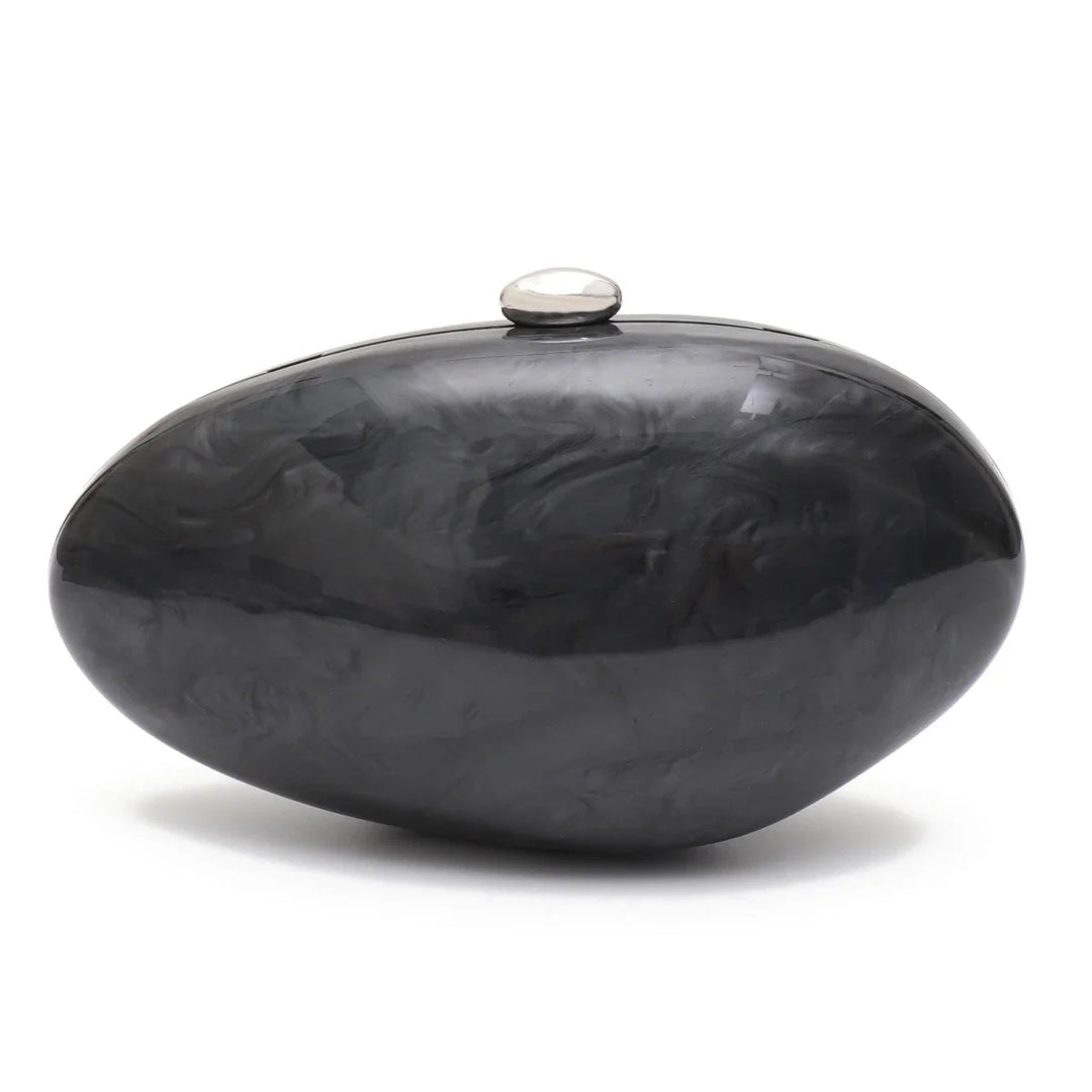 Sac rigide noir élégant pour femme, pochette de mariage avec bandoulière amovible, idéal soirée.